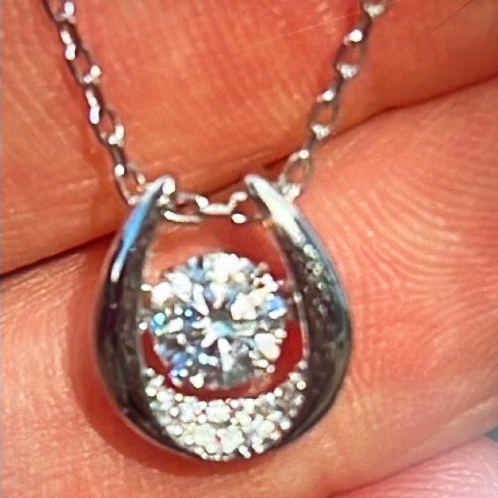 Mossanite Sterling Silver Dancing Gem New in box